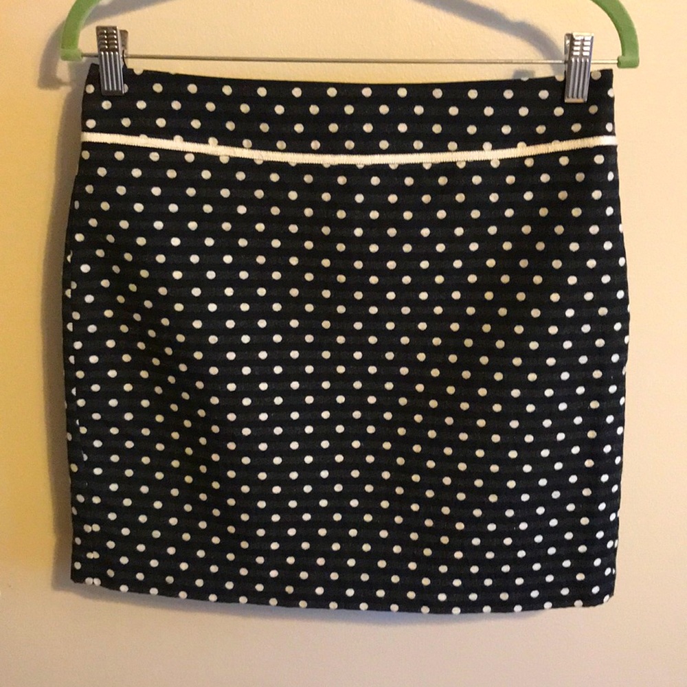 Max Studio Black & White Polka Dot Skirt